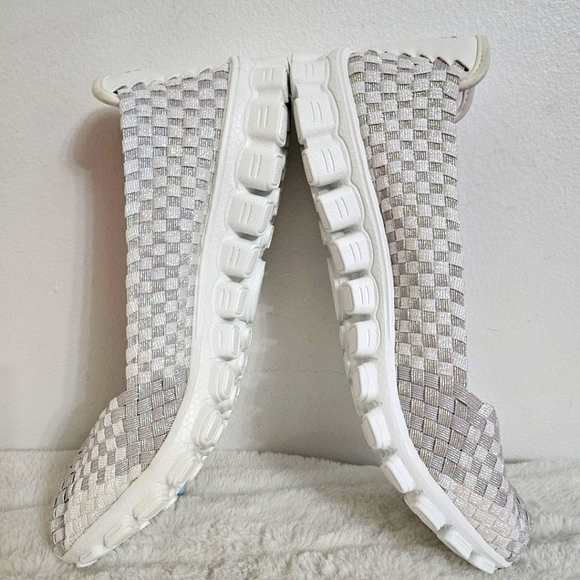 Skechers Stretch Weave Comfort Memory Foam Pearl Metallic Pattern Ballet Sneaker - Picture 8 of 15